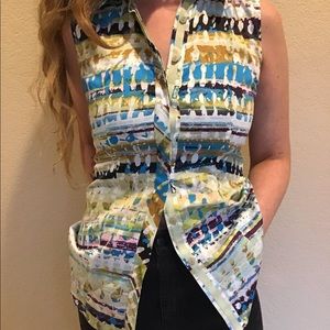 Carlisle sweetpea sleeveless top